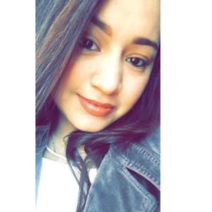 Meet your Posher, Elizabeth